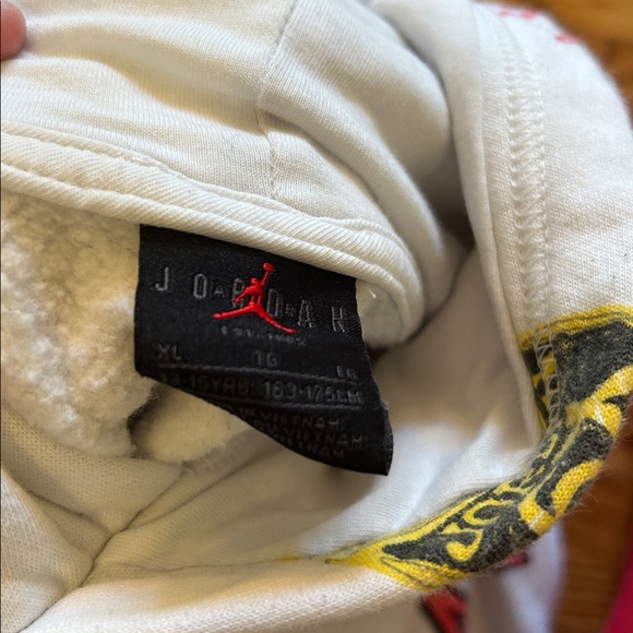 Lot of 2 Jordan Hoodies, size kids xl - Picture 3 of 6